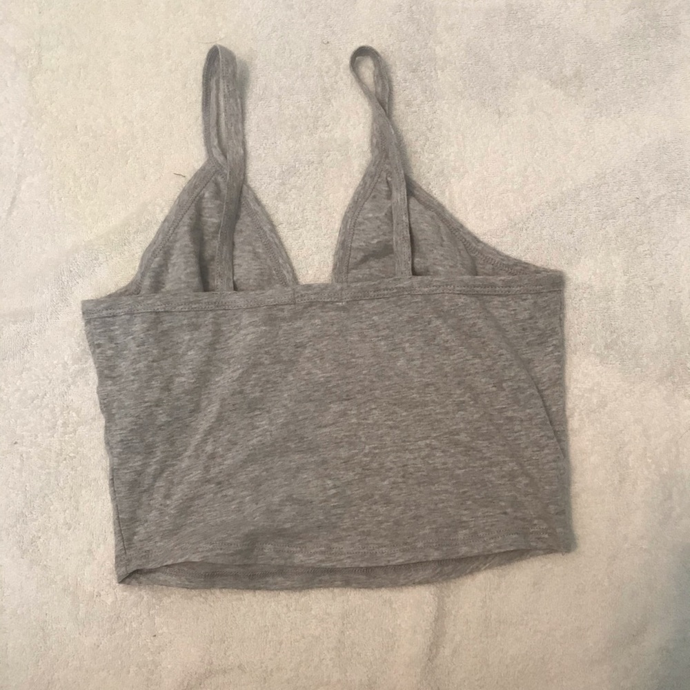 Basic grey crop/tank - Picture 2 of 2